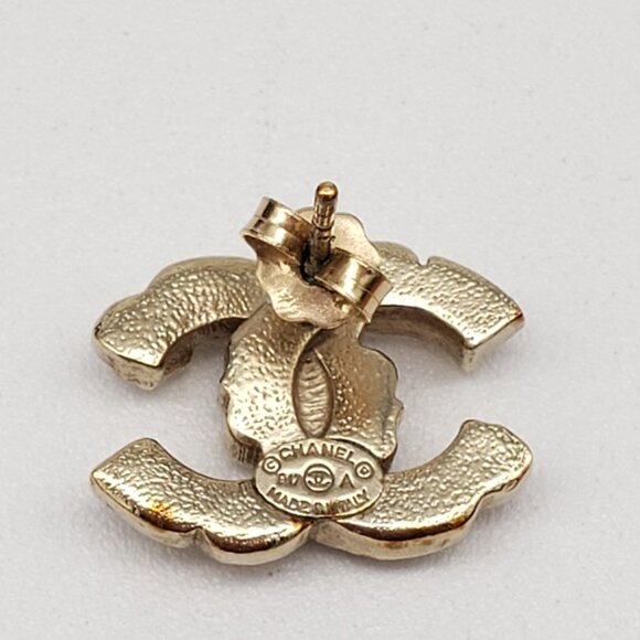 Authentic Chanel CC Rhinestones 1 earing only - Picture 6 of 10